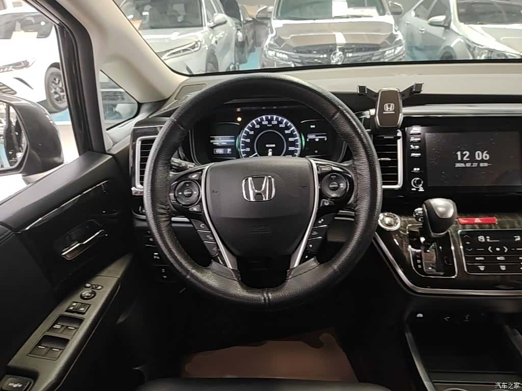 Honda Elysion, 2021 11