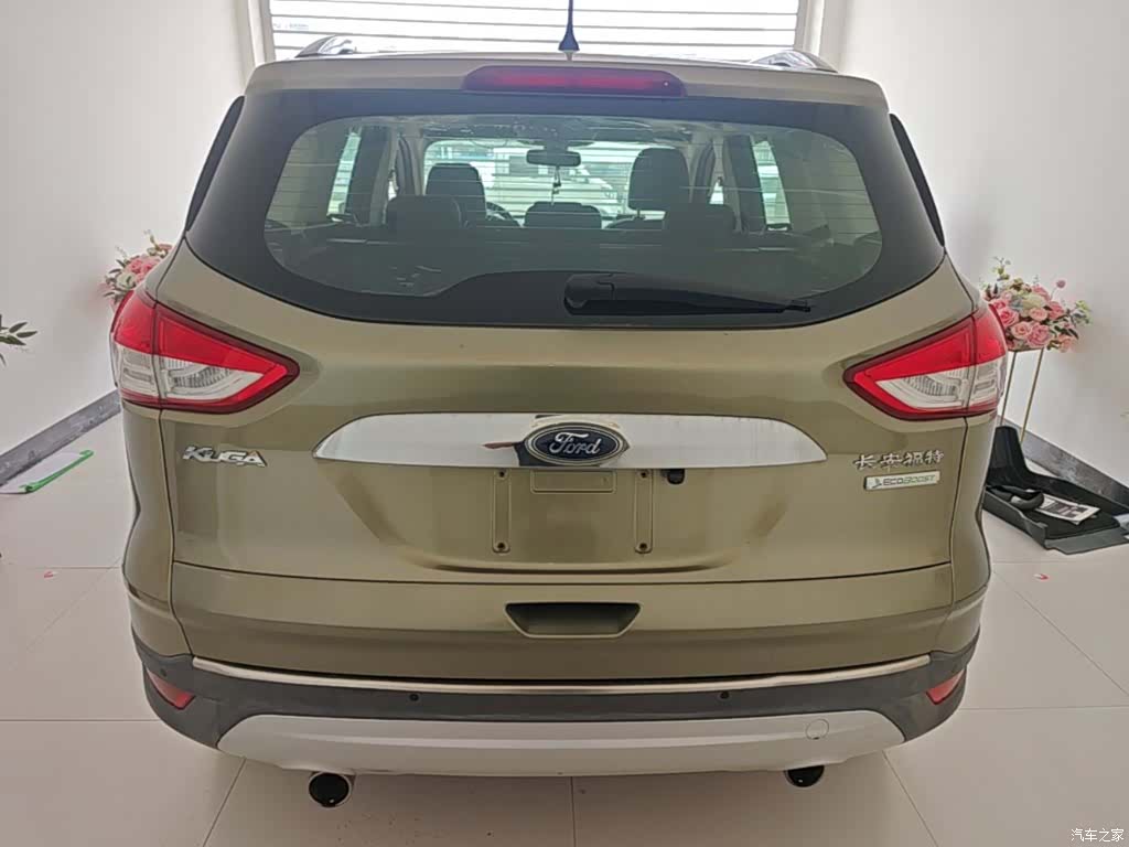 Ford Kuga, 2016 6