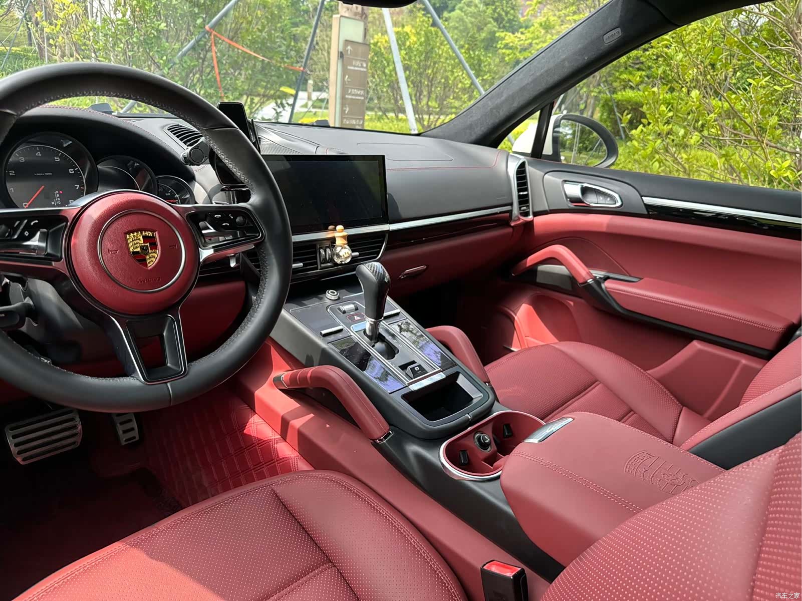 Porsche Cayenne, 2014 14
