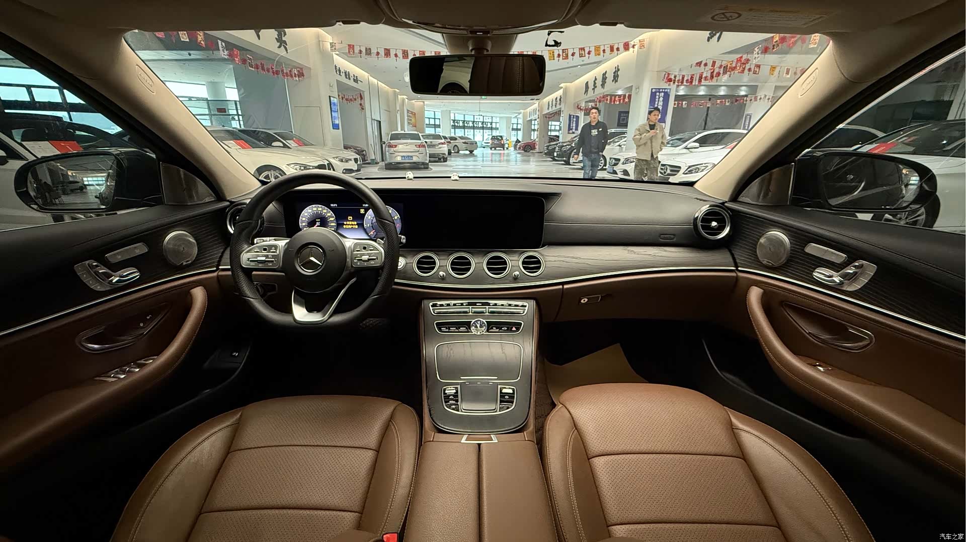 Mercedes-Benz E-Class, 2019 11