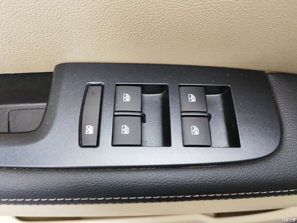 Buick GL8, 2023 9