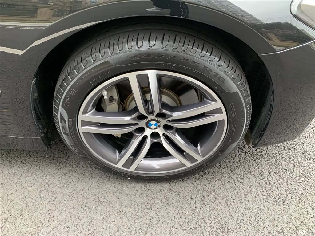 BMW 5 Series, 2023 21