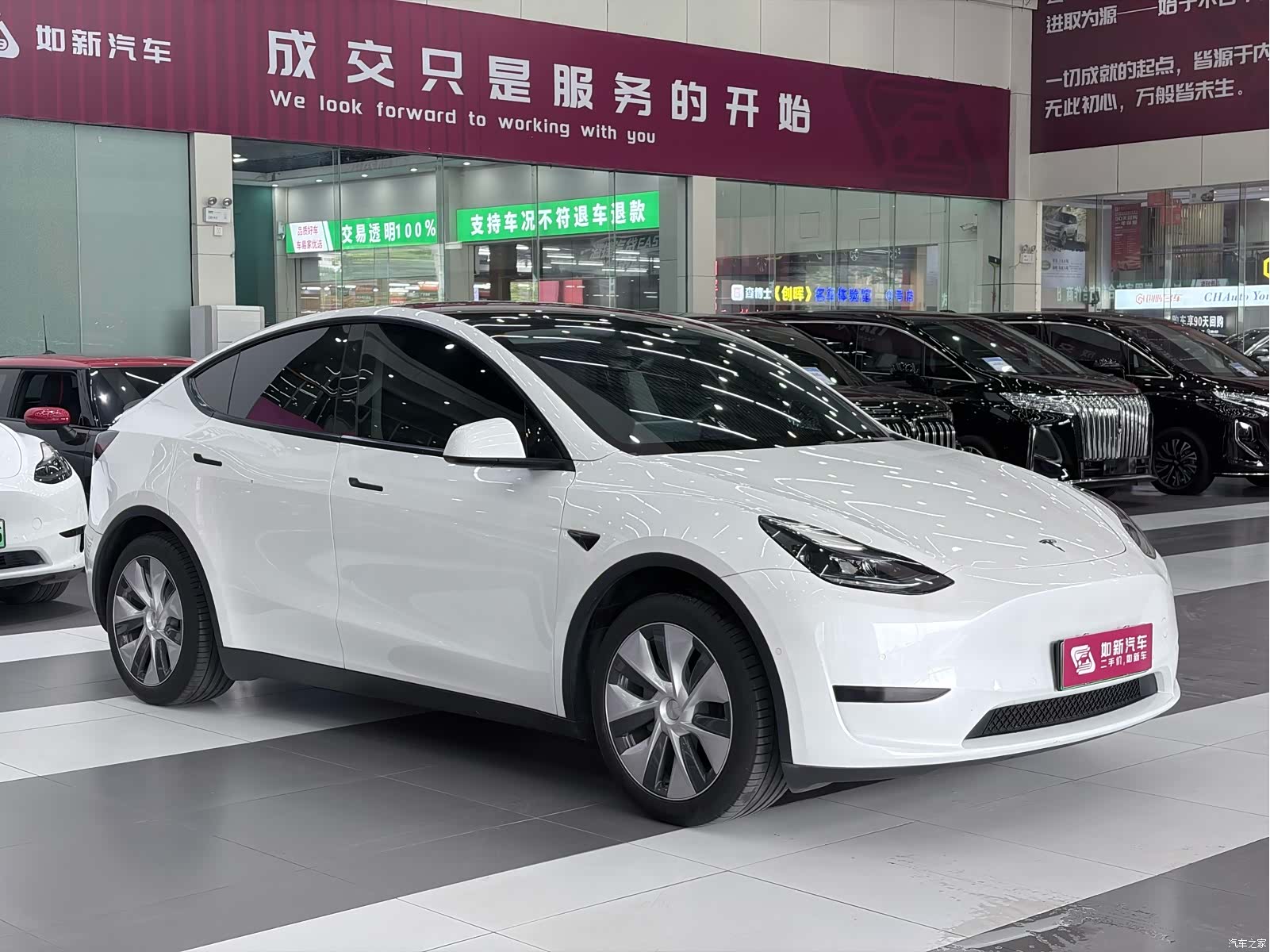 Tesla Model Y, 2023 2