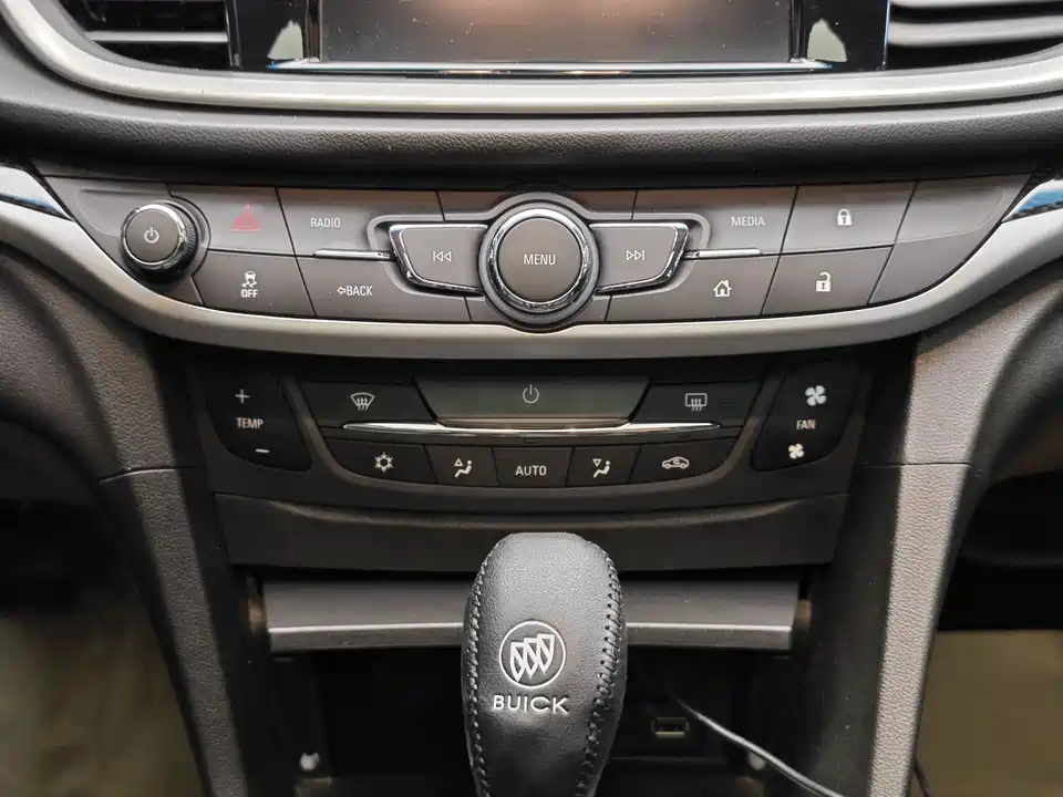 Buick Yinglang
