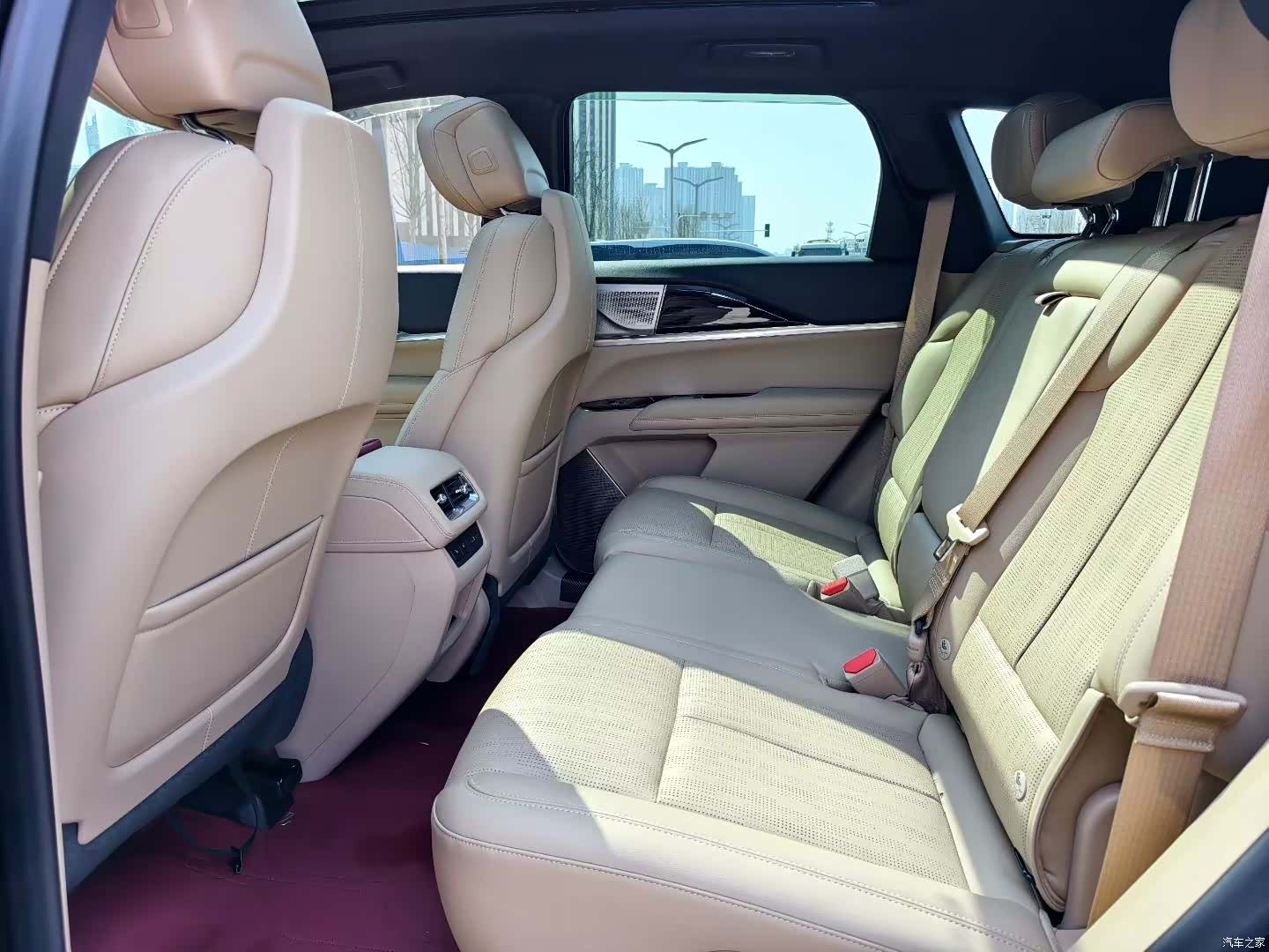 Cadillac XT5, 2025 6