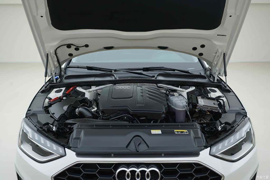 Audi A4L, 2023 7