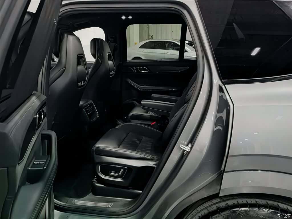 Lynk & Co 02, 2022 15
