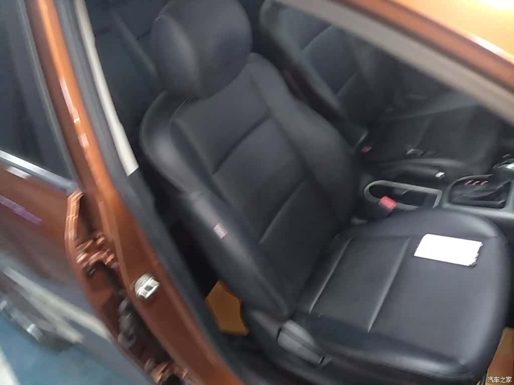 Kia KX3, 2016 25