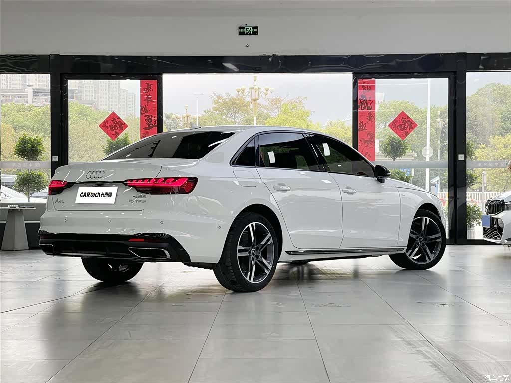 Audi A4L, 2022 6