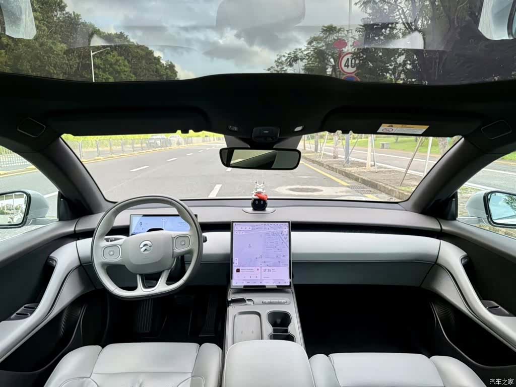 NIO ET5, 2024 все фото