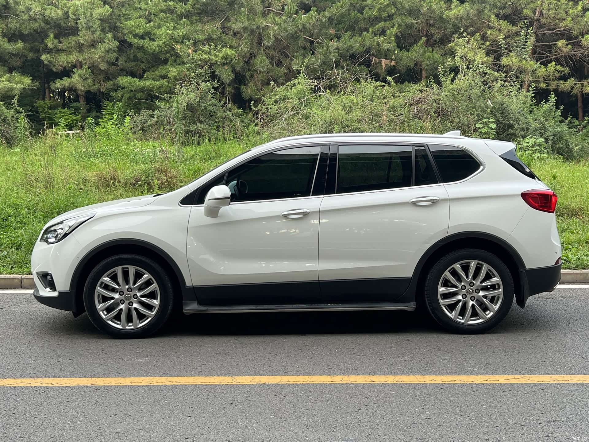 Buick Envision Plus, 2018 3