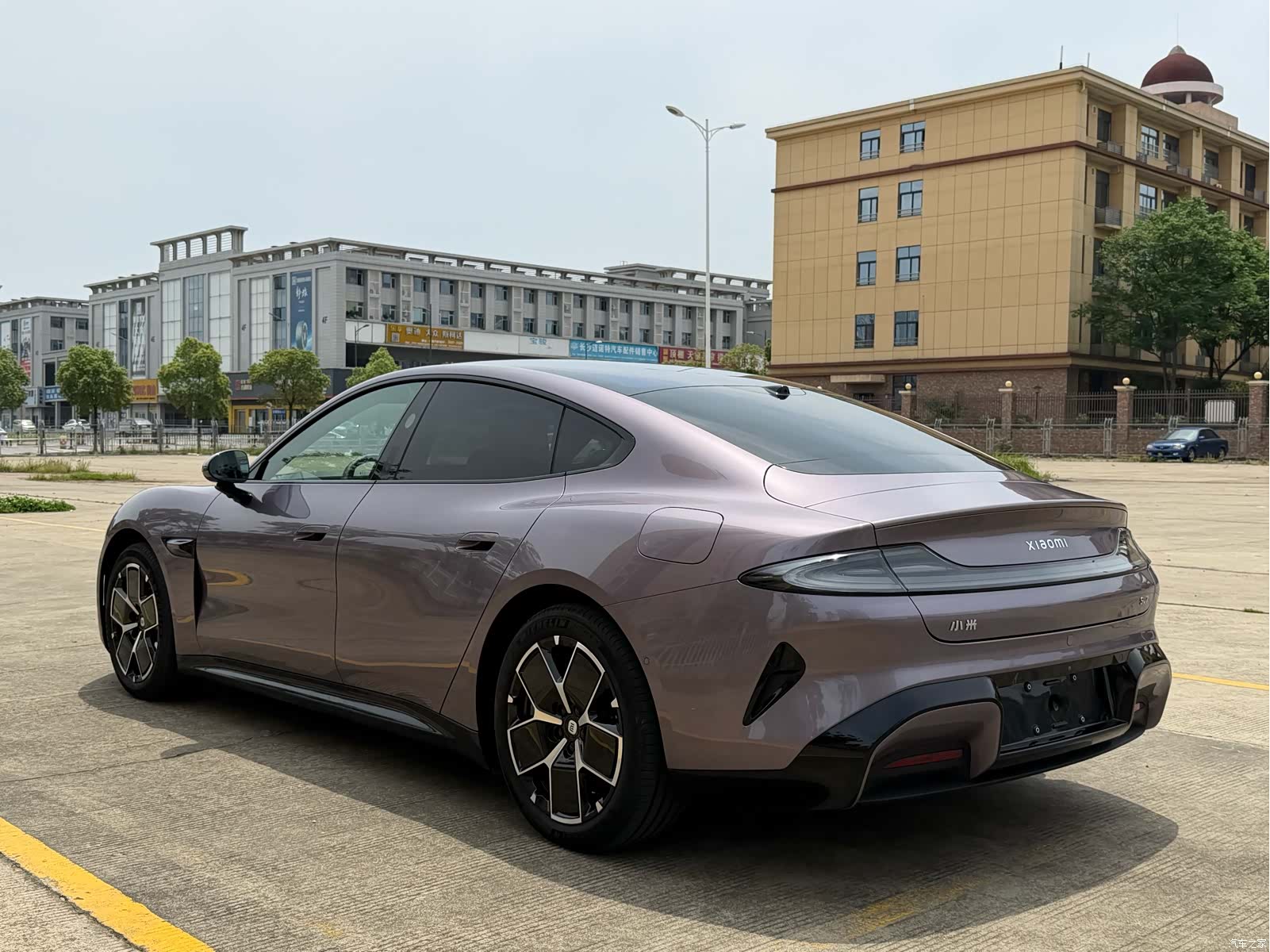 Xiaomi SU7, 2025 4