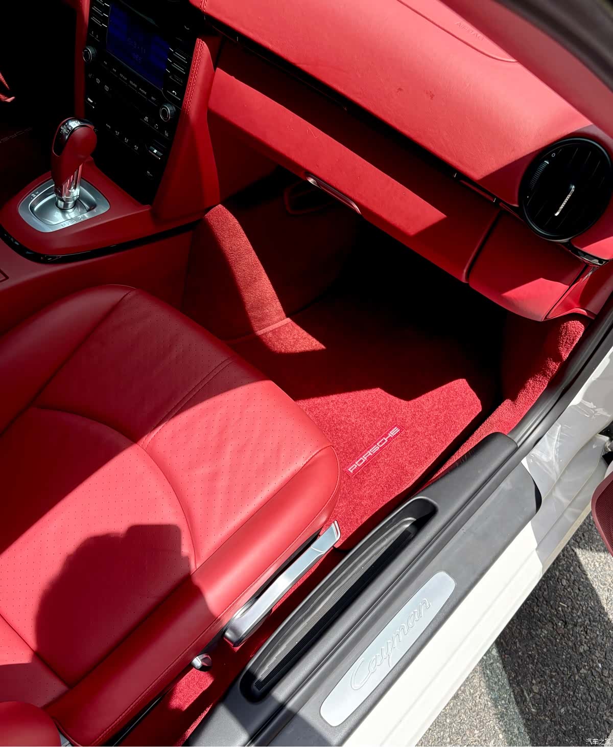 Porsche Cayman, 2012 11