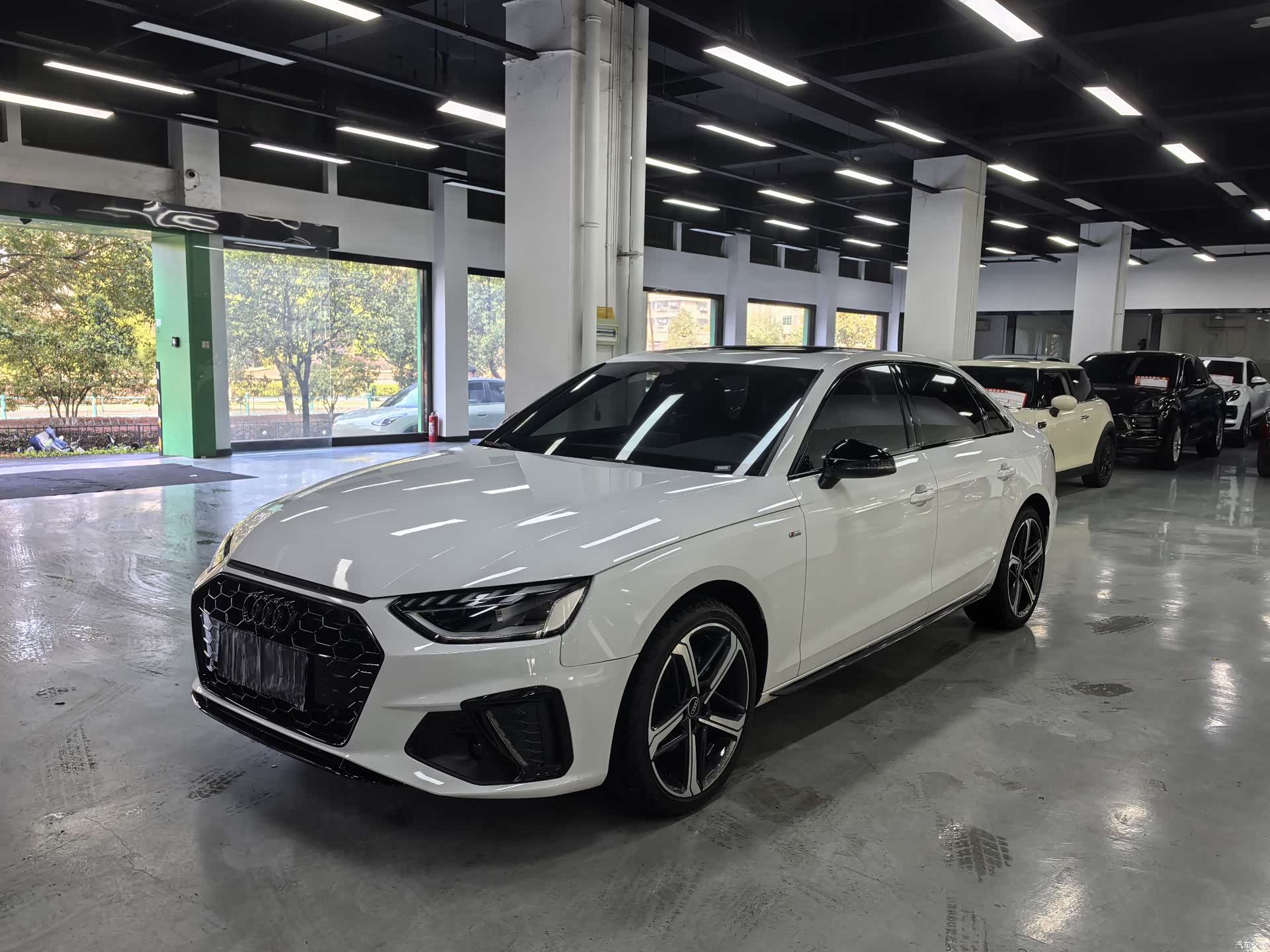 Audi A4L, 2024 1