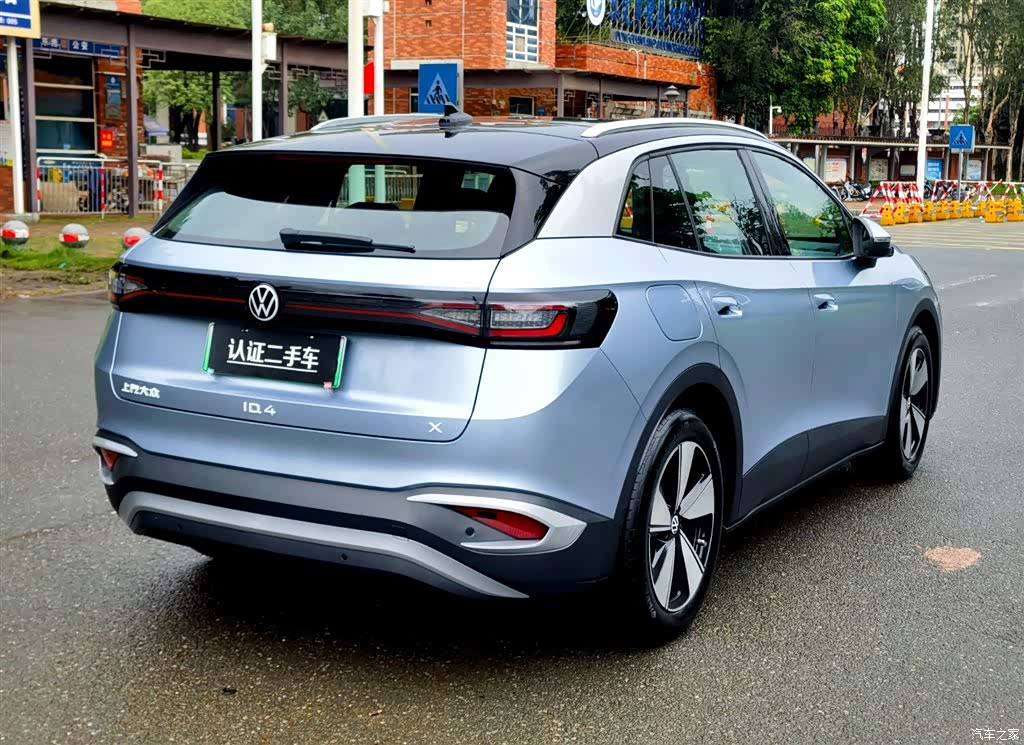 Volkswagen ID.4, 2024 7