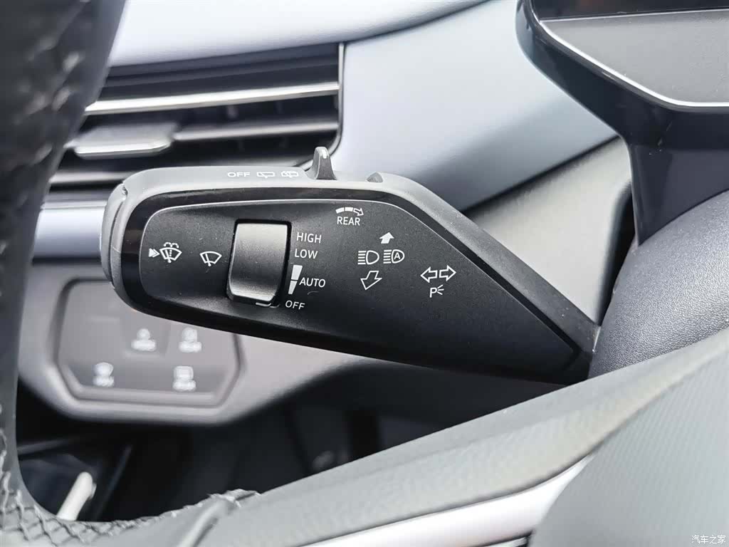 Volkswagen ID.4, 2024 24