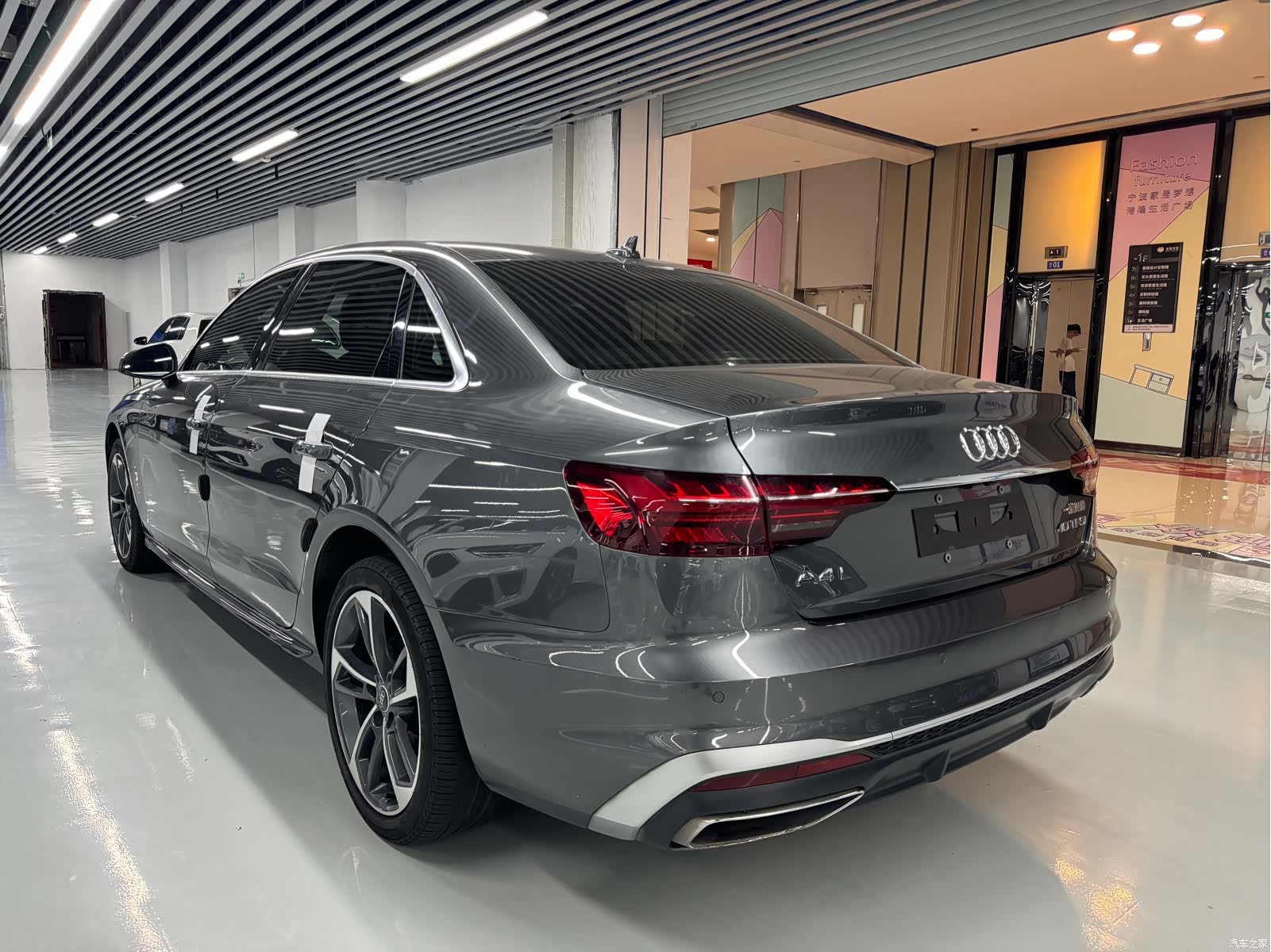 Audi A4L, 2022 12