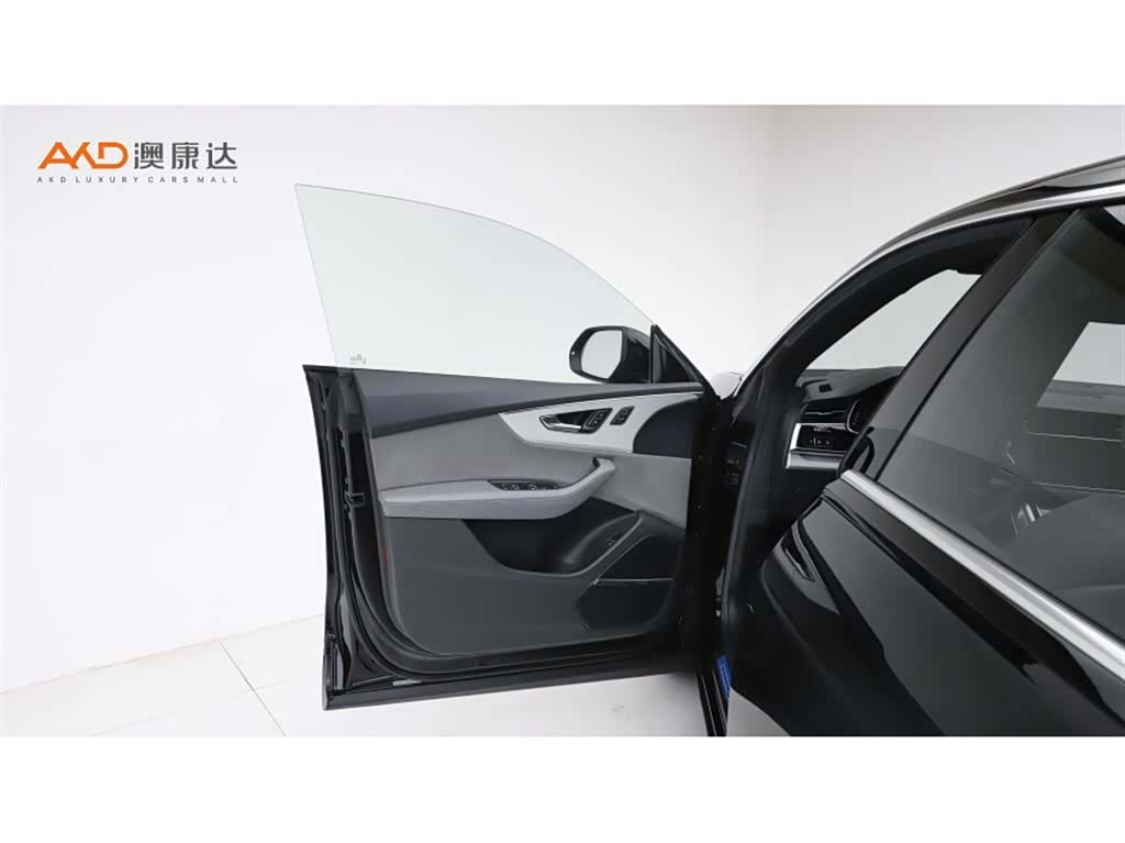 Audi Q8, 2020 10