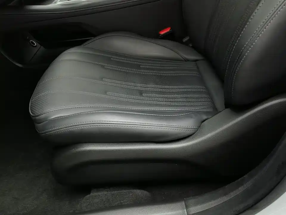 Chery Fulwin Fengyun A8