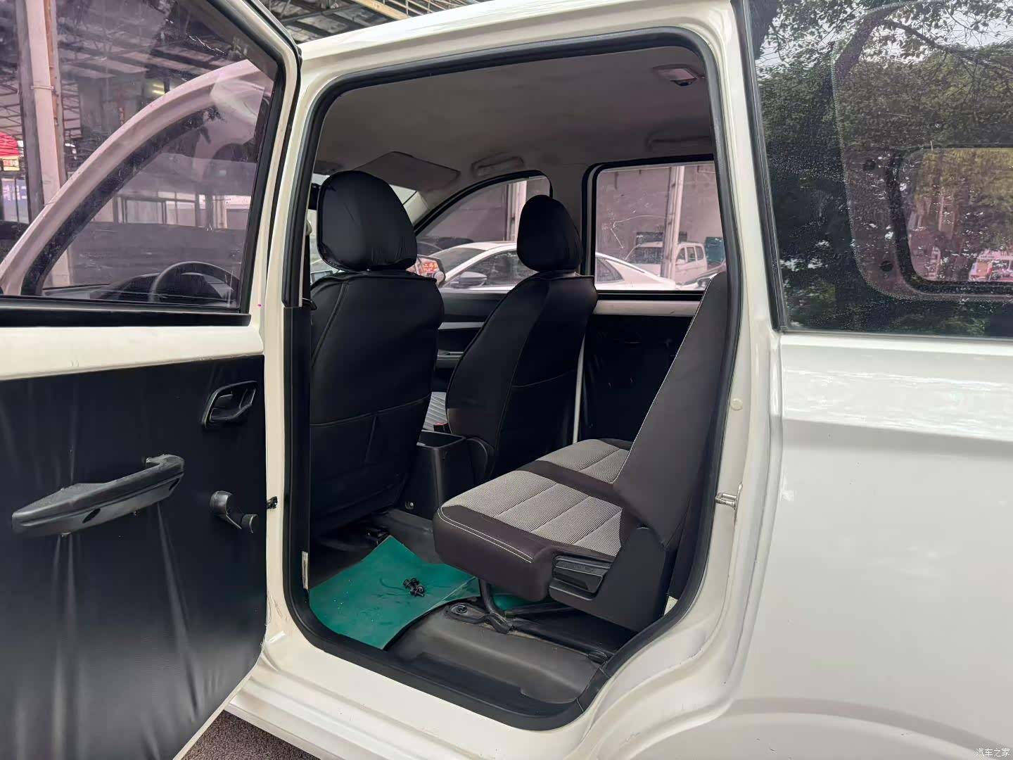 Wuling Hongguang, 2019 4