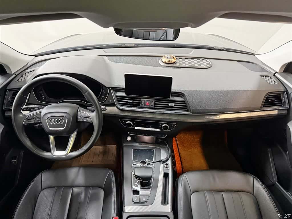 Audi Q5L, 2020 10