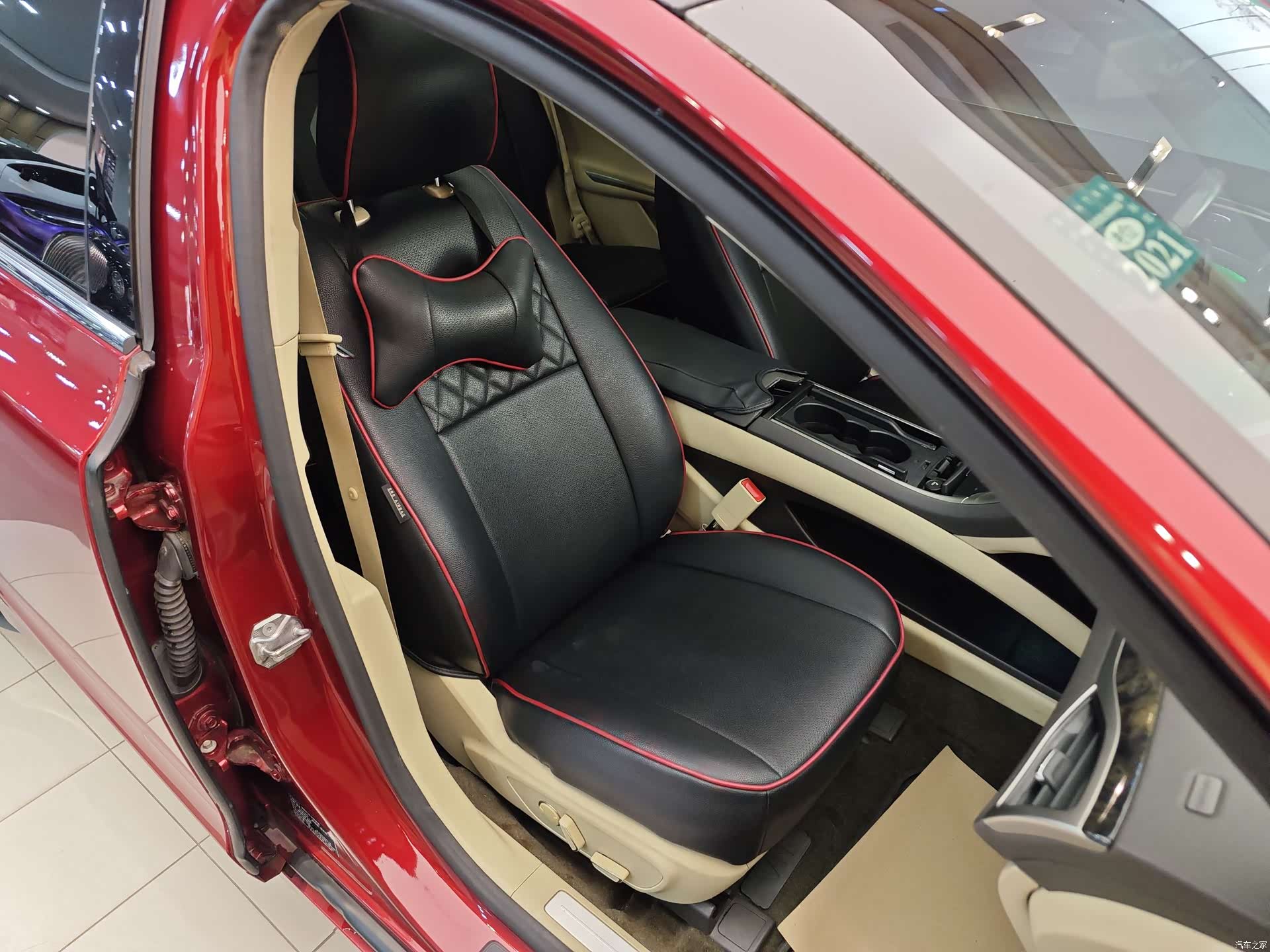 Lincoln MKZ, 2015 33