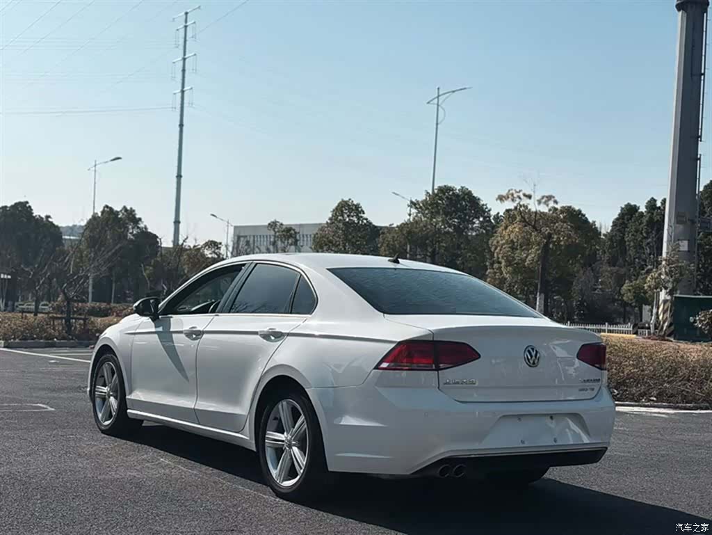 Volkswagen Lamando, 2015 16