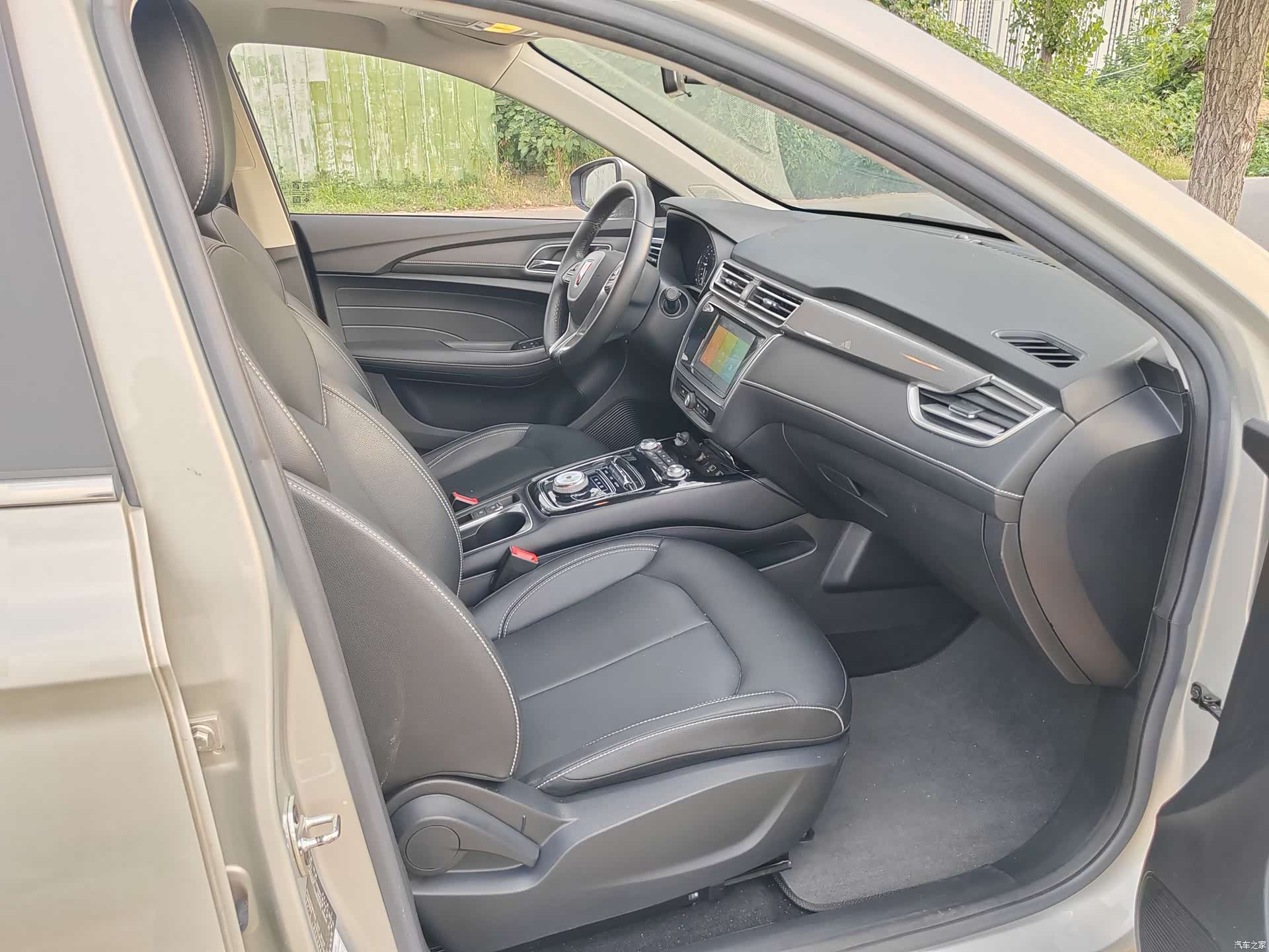 Roewe Ei5, 2019 24