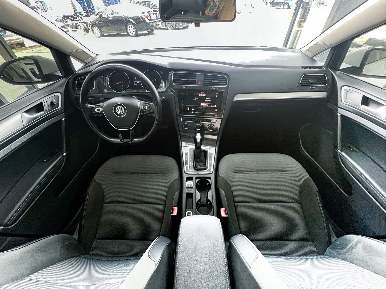 Volkswagen Golf, 2019 13