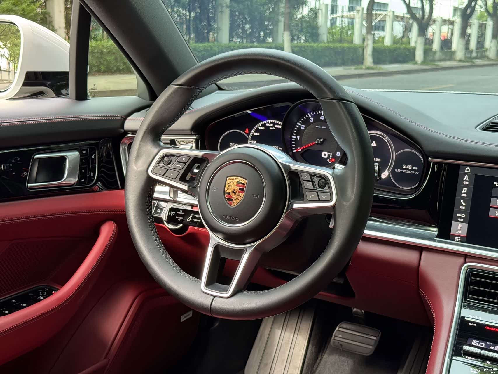 Porsche Panamera, 2018 13