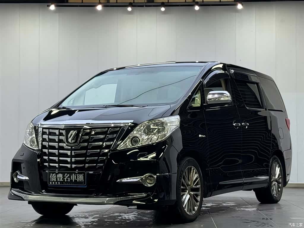 Toyota Alphard, 2015 1