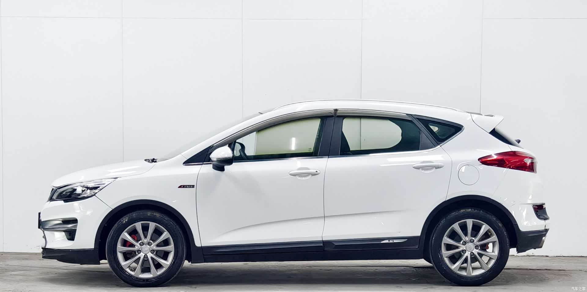 Geely Emgrand, 2017 7