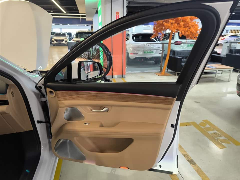 HarmonyOS Ask the world M5