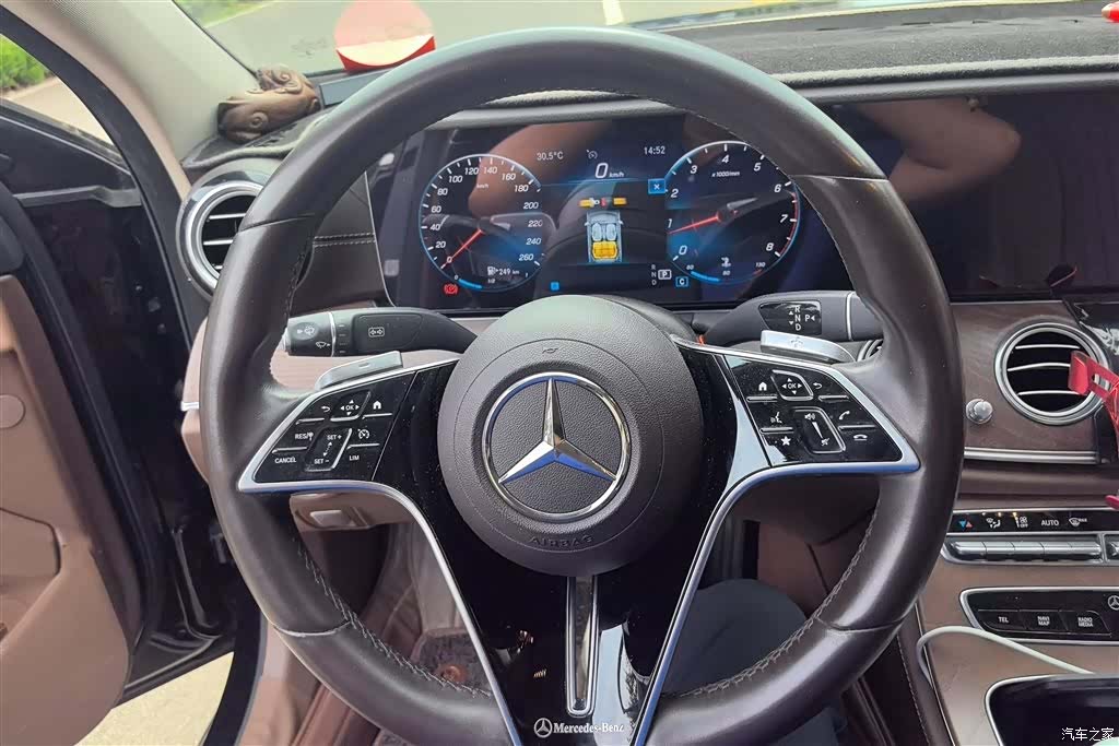 Mercedes-Benz E-Class, 2020 15