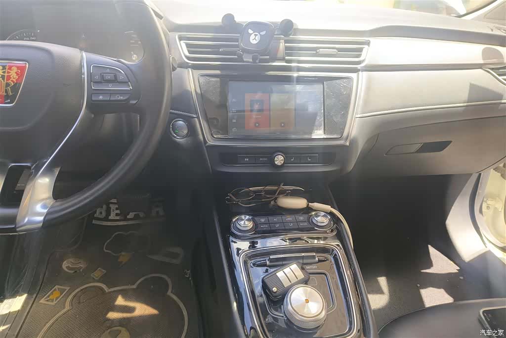Roewe Ei5, 2019 13