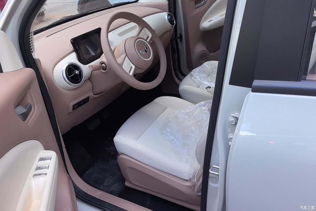 Wuling MINIEV, 2026 9