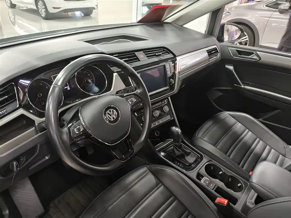 Volkswagen Touran Volkswagen Touran