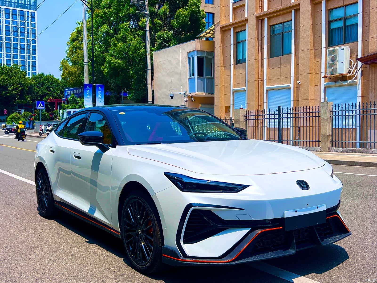 Changan UNI-V, 2026 3