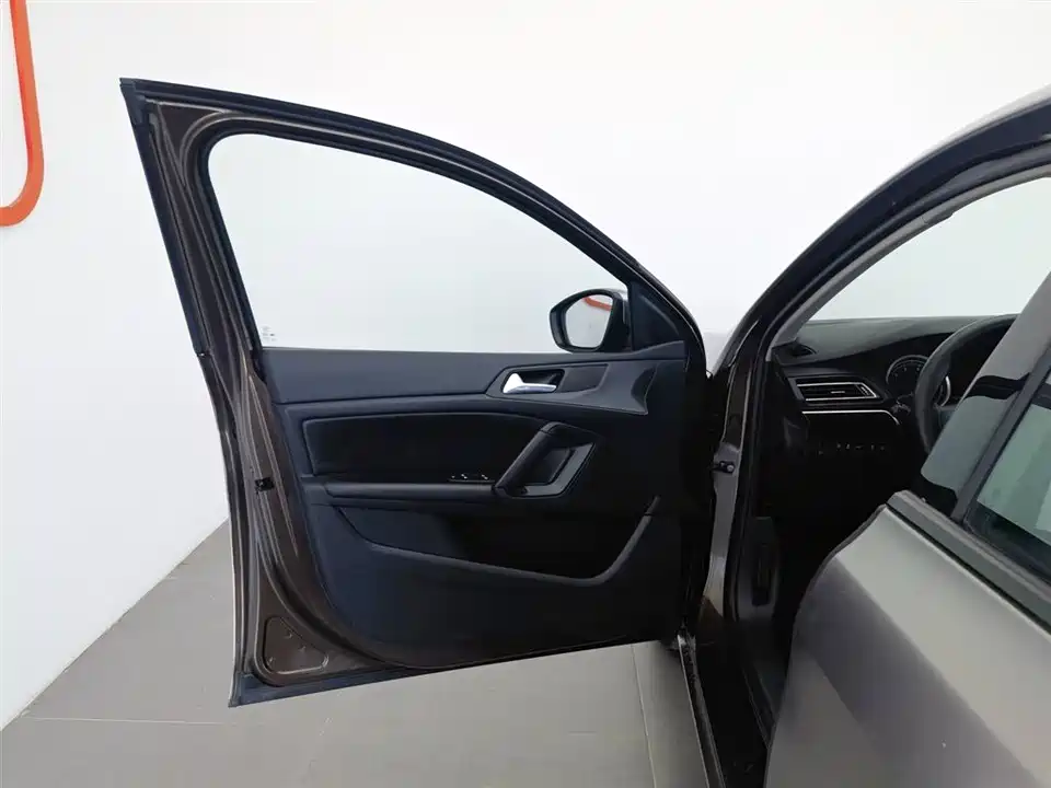 Peugeot 408 Peugeot 408