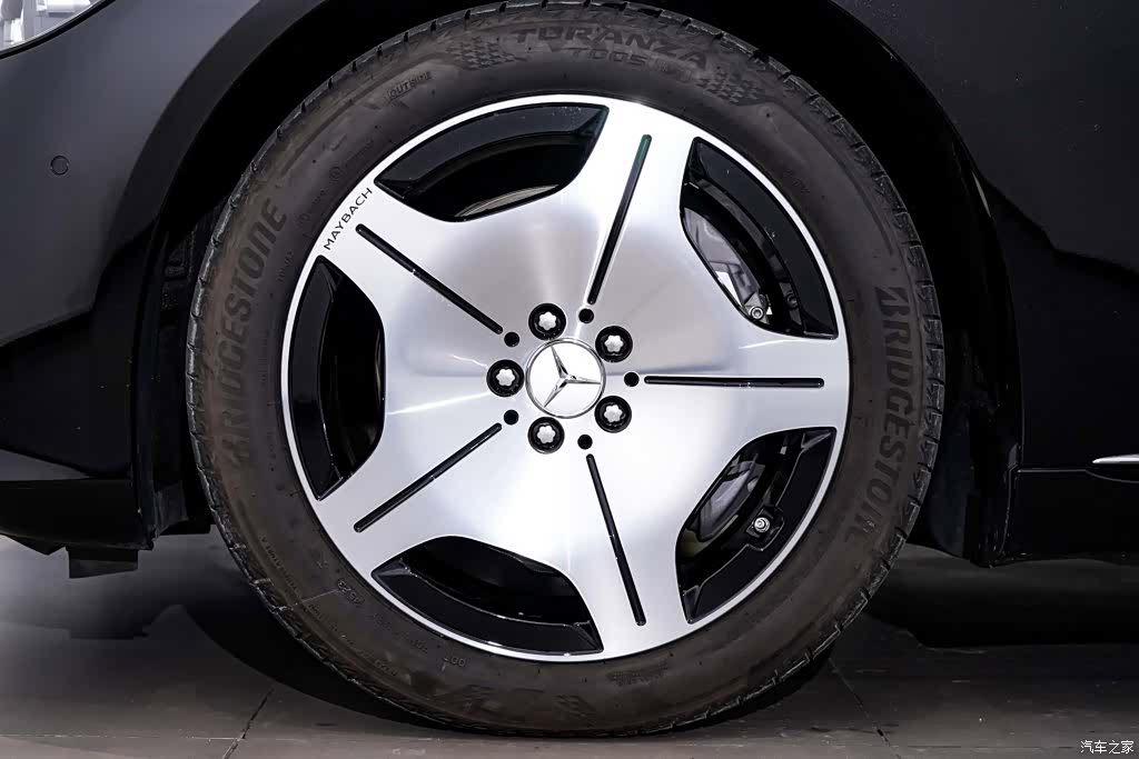 Maybach S-Class, 2024 11