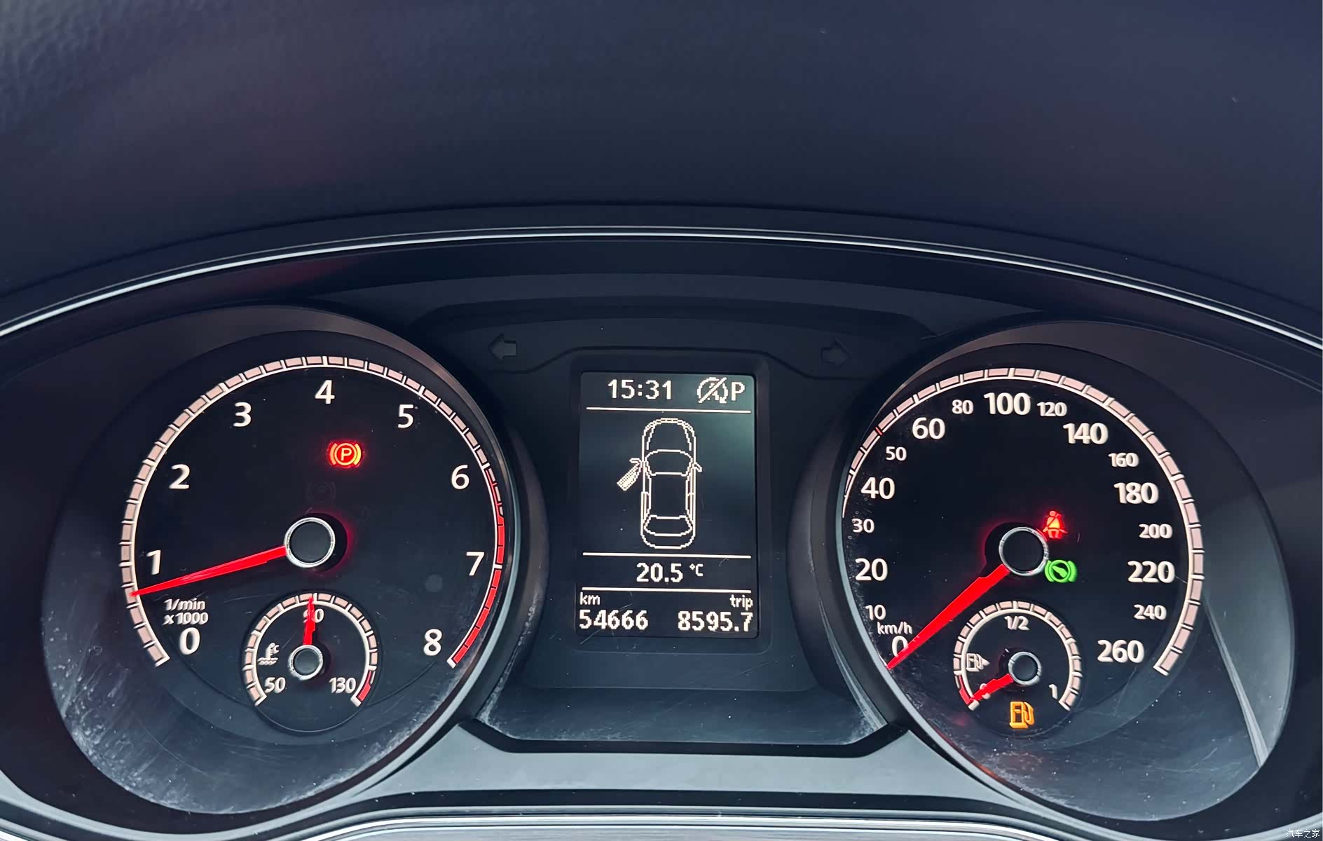 Volkswagen Passat, 2018 20