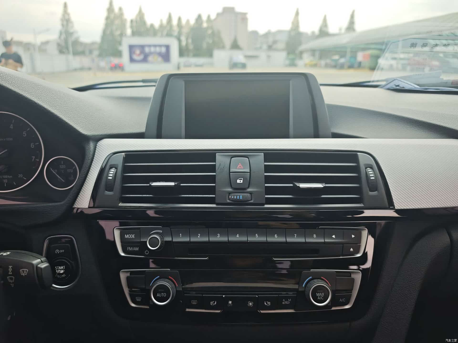BMW 3 Series, 2017 16