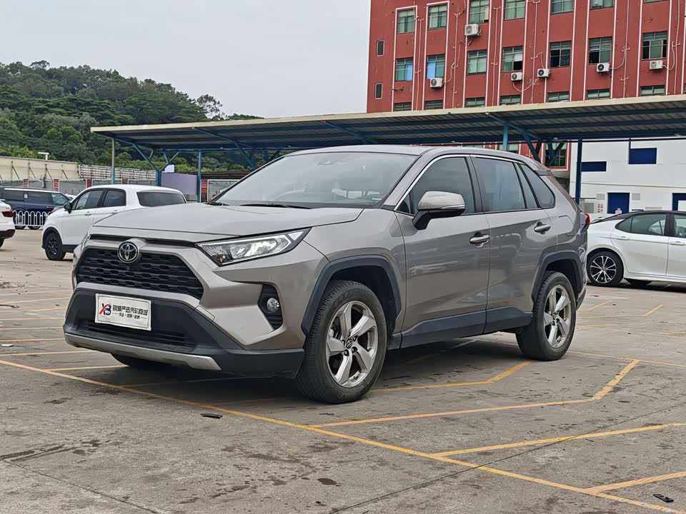 Toyota RAV4 Rongfang