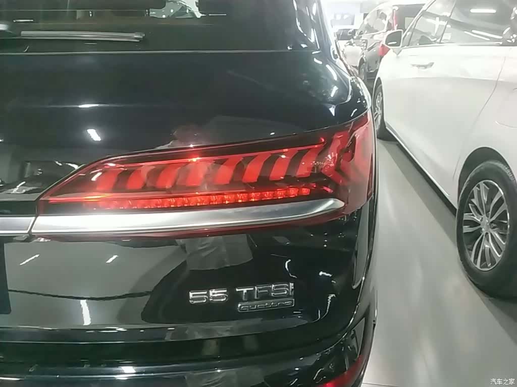 Audi Q7, 2020 8