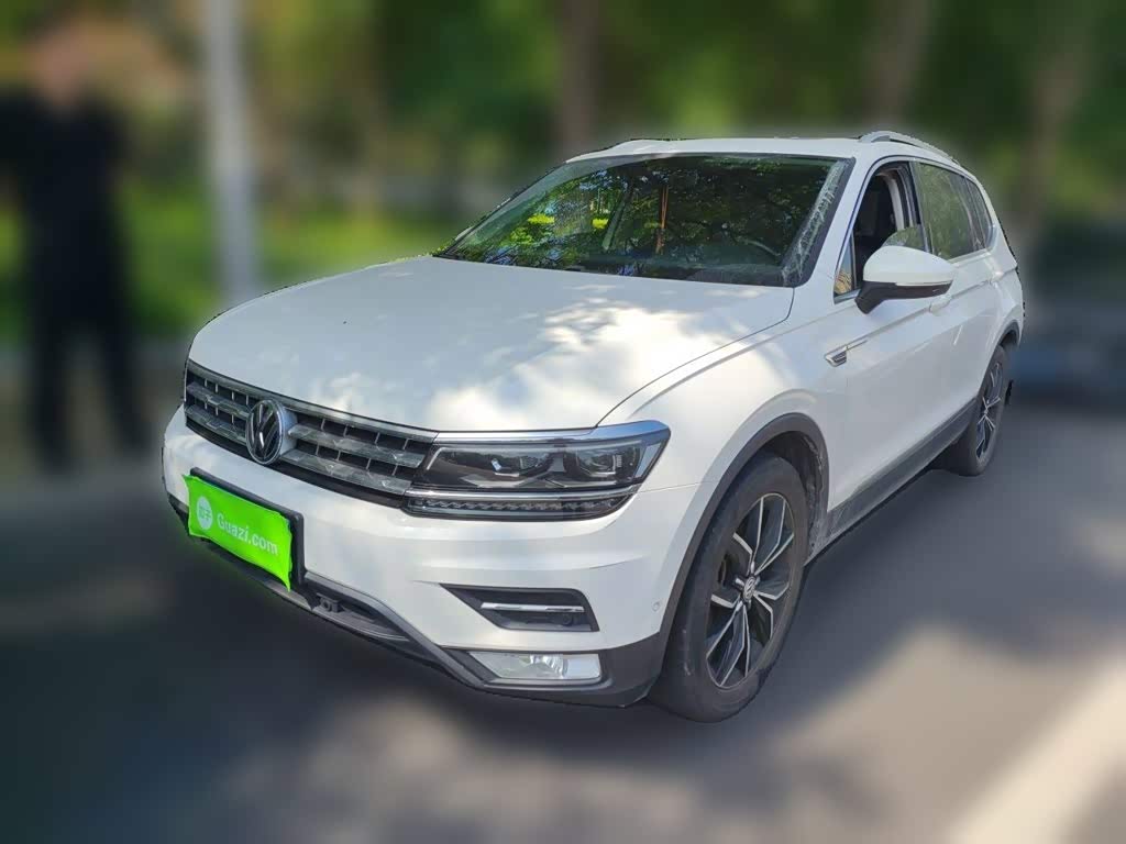 Volkswagen Tiguan L