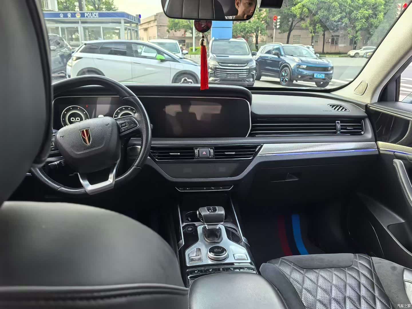 Hongqi HS5, 2020 8