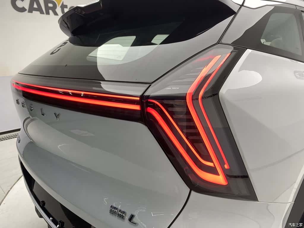 Geely Boyue, 2026 10