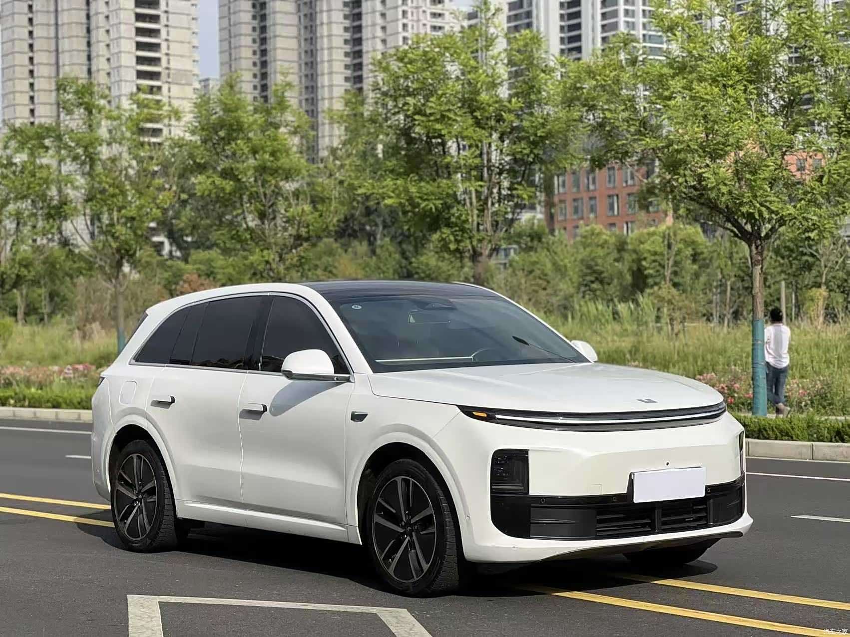 Li Auto L6, 2024 3