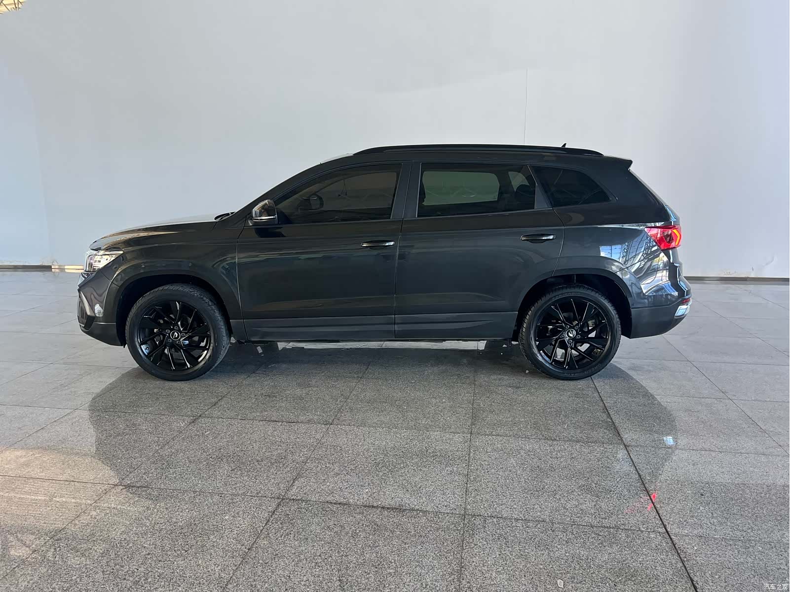 Volkswagen VS7, 2022 2