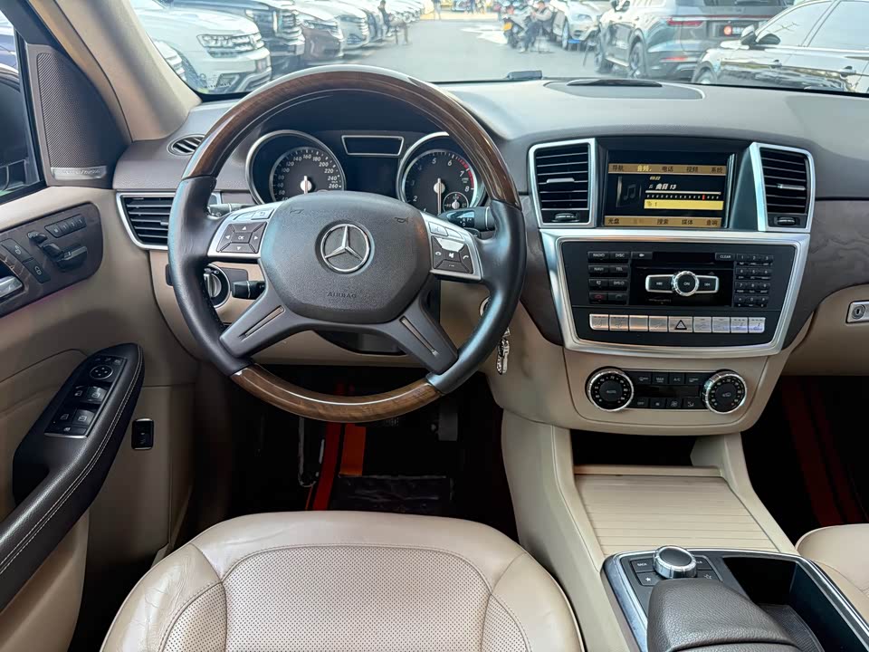 Mercedes-Benz M class